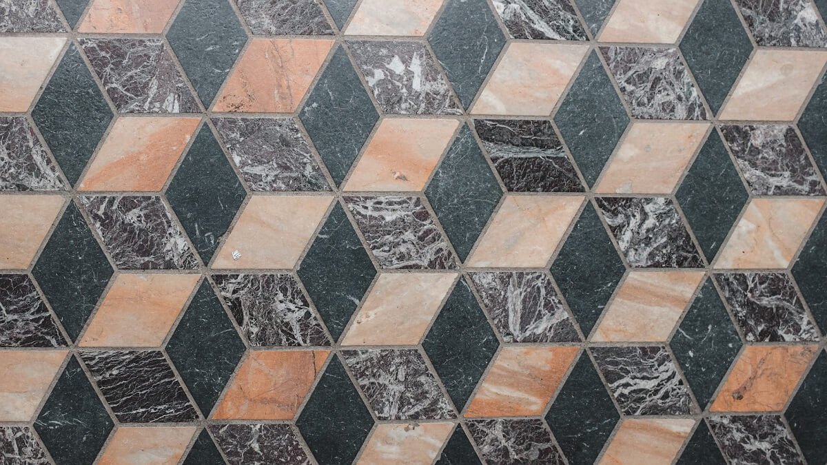 Decoração com quadro mosaico com pisos