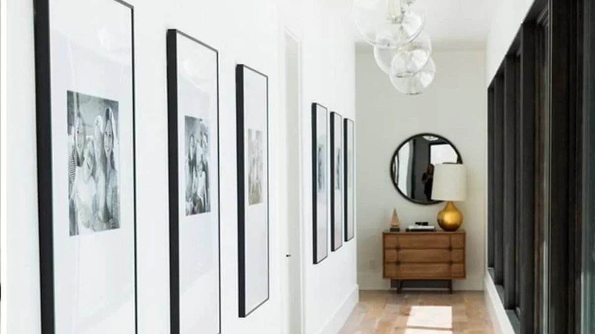 quadro no corredor wevans